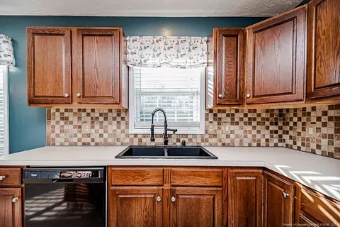 104 Gloucester Ct, Cameron, NC 28326 photo 14