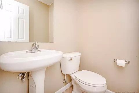 104 Gloucester Ct, Cameron, NC 28326 photo 17