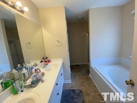 221 Waters Edge Dr, Erwin, NC 28339 photo 9