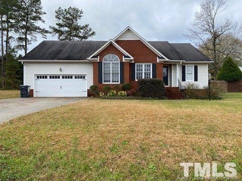 221 Waters Edge Dr, Erwin, NC 28339 photo 1
