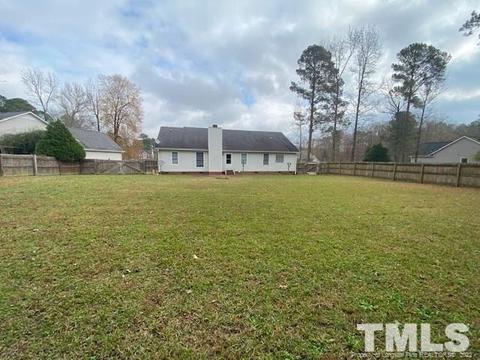 221 Waters Edge Dr, Erwin, NC 28339 photo 23