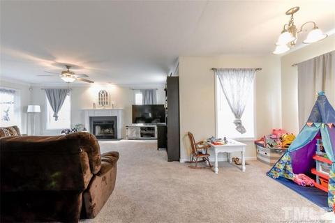 65 Edgecombe Dr, Spring Lake, NC 28390 photo 18