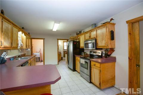 352 Main St, Vass, NC 28394 photo 11