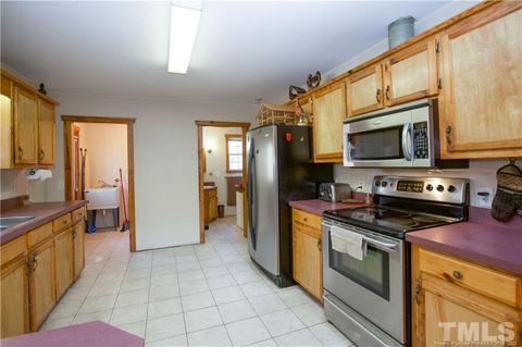 352 Main St, Vass, NC 28394 photo 13