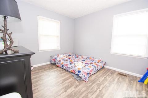 803 Warren Rd, Erwin, NC 28339 photo 11