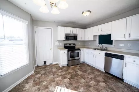 45 Eileen Dr, Spring Lake, NC 28390 photo 17