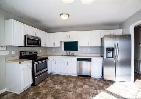 45 Eileen Dr, Spring Lake, NC 28390 photo 18