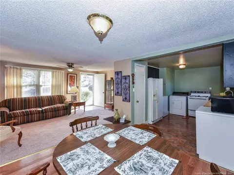 602 Mckay St, Erwin, NC 28339 photo 8