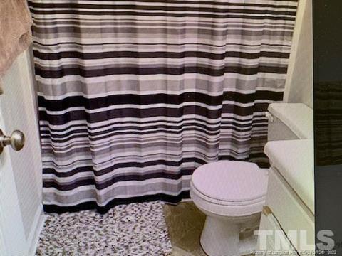7 Virginia Ave, Benson, NC 27504 photo 9