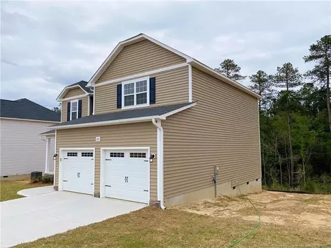 142 Silk Oak Dr, Bunnlevel, NC 28323 photo 3