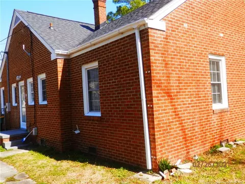 206 E 16th St, Lumberton, NC 28358 photo 3