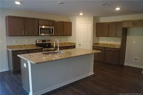 378 Kotata Ave, Bunnlevel, NC 28323 photo 9