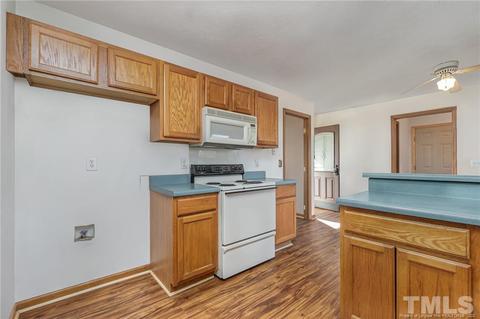 306 Eileen Dr, Spring Lake, NC 28390 photo 14