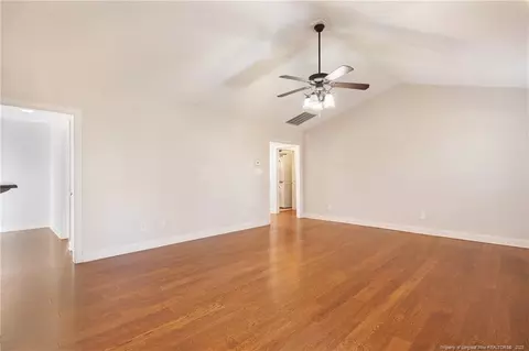 31 Weeping Pine Ct, Spring Lake, NC 28390 photo 9