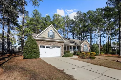 31 Weeping Pine Ct, Spring Lake, NC 28390 photo 3