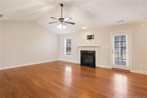 31 Weeping Pine Ct, Spring Lake, NC 28390 photo 10