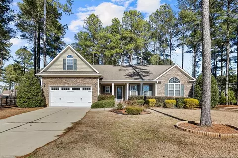 31 Weeping Pine Ct, Spring Lake, NC 28390 photo 1