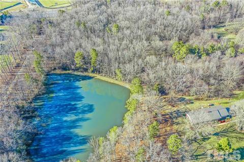 1412 N Moore Rd, Robbins, NC 27325 photo 3