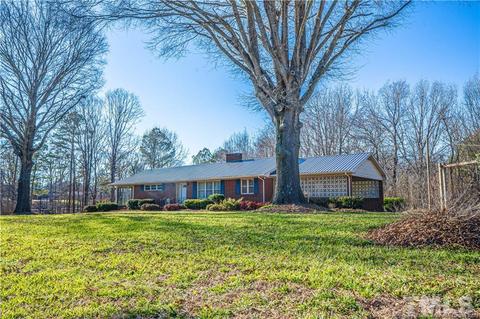 1412 N Moore Rd, Robbins, NC 27325 photo 10