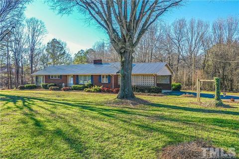 1412 N Moore Rd, Robbins, NC 27325 photo 8