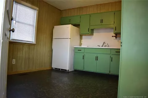 801 E Rockingham Rd, Maxton, NC 28364 photo 3