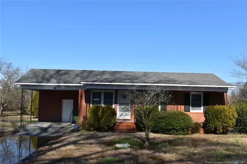 801 E Rockingham Rd, Maxton, NC 28364 photo 1