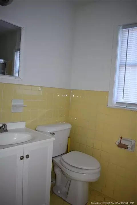 801 E Rockingham Rd, Maxton, NC 28364 photo 7