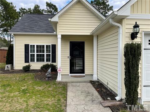 282 Michael Dr, Raeford, NC 28376 photo 2