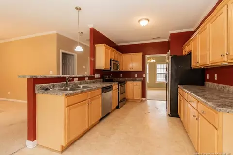 854 Elderberry Dr, Vass, NC 28394 photo 2