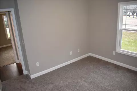 609 E Pearsall St, Dunn, NC 28334 photo 32