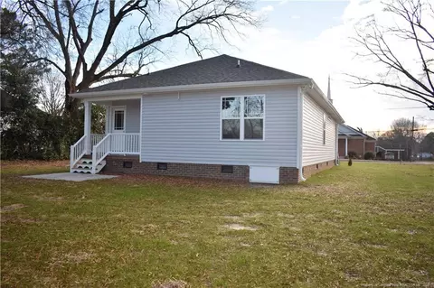 609 E Pearsall St, Dunn, NC 28334 photo 7