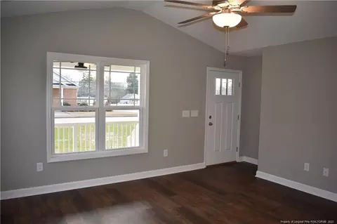 609 E Pearsall St, Dunn, NC 28334 photo 13