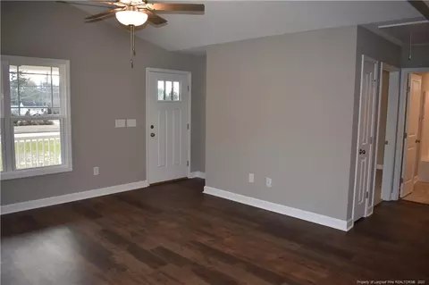 609 E Pearsall St, Dunn, NC 28334 photo 14