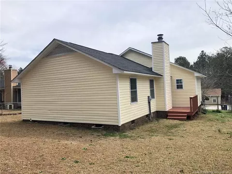 3323 Arrowhead Rd, Spring Lake, NC 28390 photo 2