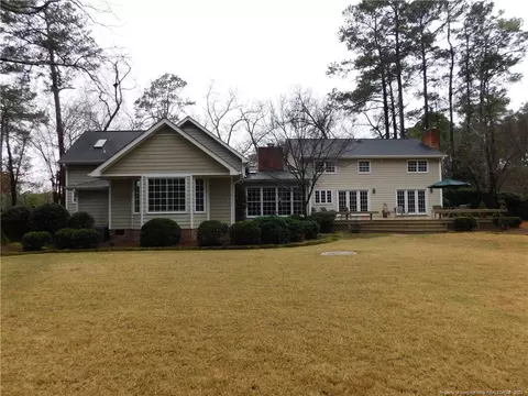 33 Trinity Dr, Lumberton, NC 28358 photo 4