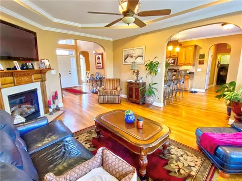 190 Falling Water Rd, Spring Lake, NC 28390 photo 9