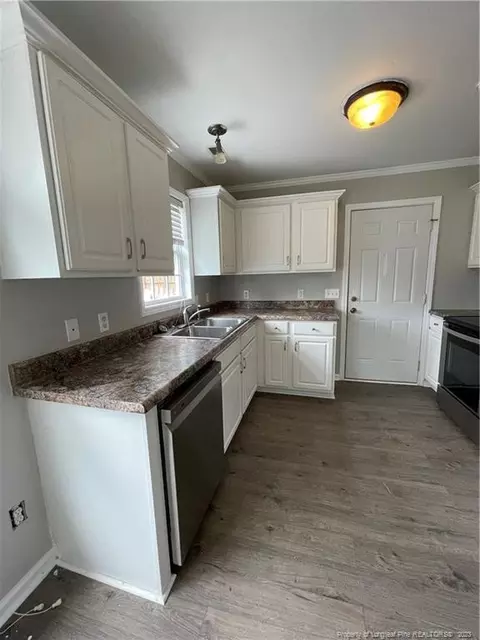 489 Yorkshire Dr, Cameron, NC 28326 photo 9