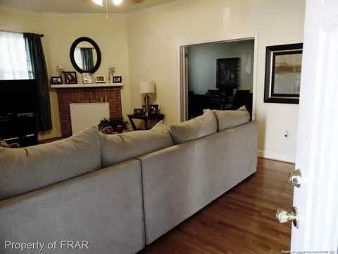 406 E 3rd St, Lumberton, NC 28358 photo 6