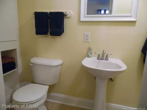 406 E 3rd St, Lumberton, NC 28358 photo 16