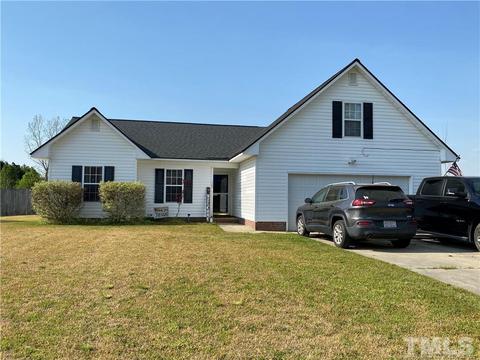 129 Riverwind Dr, Spring Lake, NC 28390 photo 1