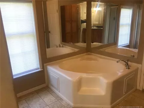 66 Hicks Williams Ln, Bunnlevel, NC 28323 photo 12