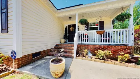 104 Sword Loop, Broadway, NC 27505 photo 3
