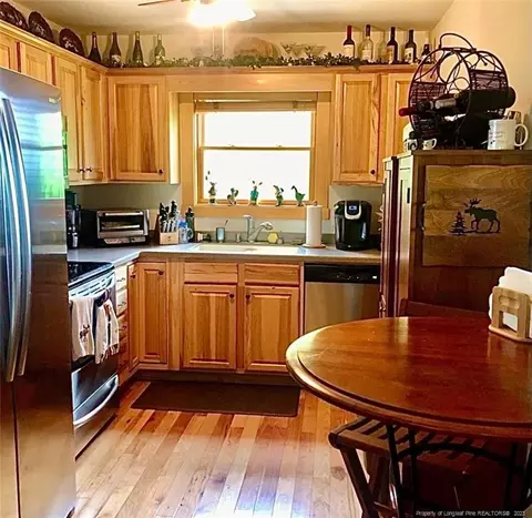 303 Tinys Mountain Dr, Deep Gap, NC 28618 photo 5