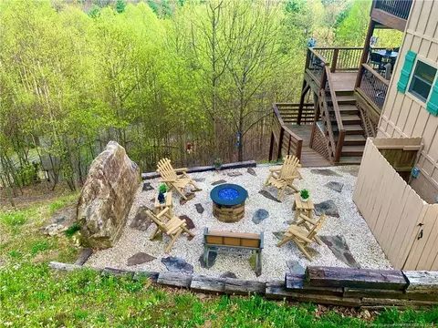 303 Tinys Mountain Dr, Deep Gap, NC 28618 photo 23