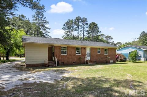 303 E 5th Ave, Raeford, NC 28376 photo 2