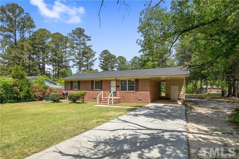 303 E 5th Ave, Raeford, NC 28376 photo 4