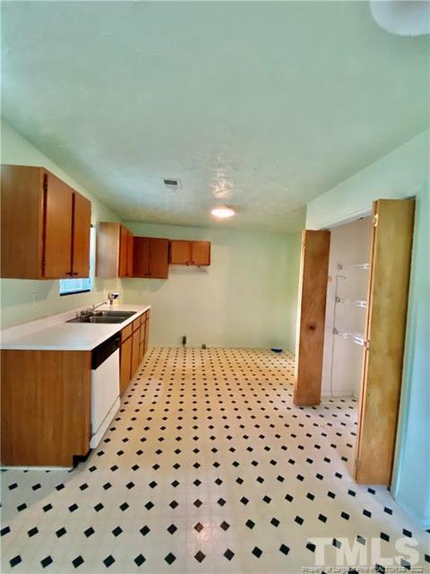 415 Dowd St, Carthage, NC 28327 photo 17