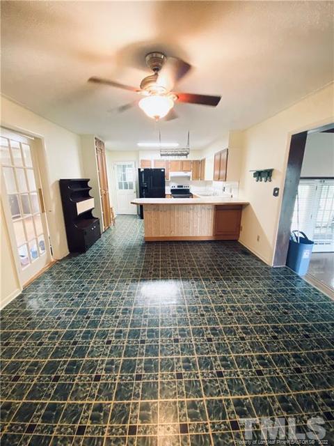 541 N Broadridge Rd, Orrum, NC 28369 photo 9