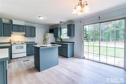 226 Red Bird Dr, Cameron, NC 28326 photo 3
