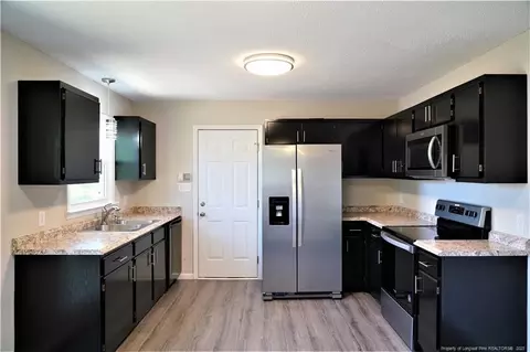 223 Eppingdale Dr, Spring Lake, NC 28390 photo 7